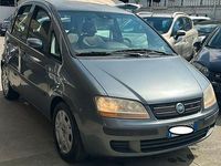 Usata Fiat Idea 69 CV (50 kW) 2005 Grigio Monovolume
