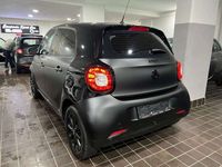 Usata Smart ForFour Passion 71 CV (52 kW) 2019 Blu marine Utilitaria
