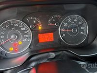 Usata Fiat Grande Punto 90 CV (66 kW) 2009 Bianco Utilitaria