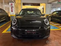 Usata Mini Cooper SE 75 kW (102 CV) 2022 Nero Utilitaria