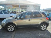 Usata Fiat Sedici Emotion 120 CV (88 kW) 2006 Oro metallizzato SUV