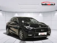 Usata Infiniti Q30 Business 109 CV (80 kW) 2017 Nero Berlina