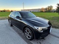 Usata Alfa Romeo Stelvio Executive 209 CV (153 kW) 2017 Nero SUV