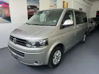Usata VW Caravelle 140 CV (102 kW) 2015 Grigio Furgone