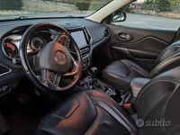 Usata Jeep Cherokee 195 CV (143 kW) 2019 Grigio SUV