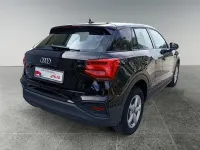 Begagnad Audi Q2 Business 116 HK (85 kW) 2024 Svart SUV