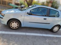 Usata Fiat Punto 80 CV (58 kW) 2002 Blu Utilitaria