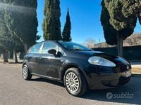 Usata Fiat Grande Punto Dynamic 65 CV (47 kW) 2005 Nero Utilitaria