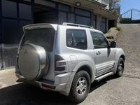 Usata Mitsubishi Pajero 160 CV (117 kW) 2002 Grigio SUV