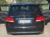 Usata Mercedes B180 109 CV (80 kW) 2015 Nero Utilitaria
