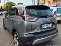 Usata Opel Crossland X 102 CV (75 kW) 2018 Grigio SUV
