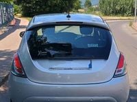 Usata Lancia Ypsilon 69 CV (50 kW) 2020 Grigio Utilitaria