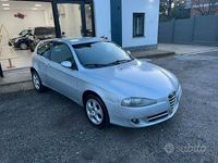 Usata Alfa Romeo 147 105 CV (77 kW) 2008 Grigio Utilitaria