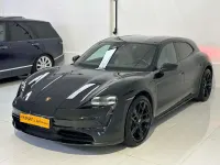 Usata Porsche Taycan Performance Package 139 kW (190 CV) 2022 Nero Berlina