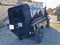 Usata Land Rover Defender 122 CV (89 kW) 1999 Nero Station wagon