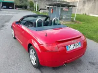 Usata Audi TT Roadster 150 CV (110 kW) 2001 Rosso Cabrio