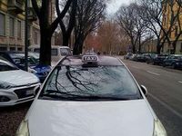 Usata Toyota Prius+ Lounge 99 CV (72 kW) 2012 Bianco Monovolume