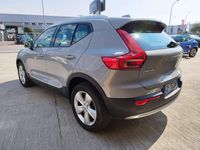 Usata Volvo XC40 Core 163 CV (119 kW) 2023 Grigio SUV