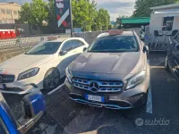 Käytetty Mercedes GLA200 Executive 136 HP (100 kW) 2017 Harmaa Katumaasturi