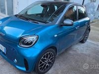 Usata Smart ForFour 2020 Blu Utilitaria