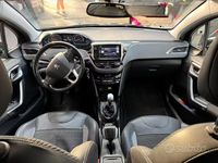 Usata Peugeot 2008 Allure 120 CV (88 kW) 2017 SUV