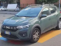 Usata Dacia Sandero Expression 101 CV (74 kW) 2024 Verde Berlina