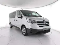 Usata Renault Trafic 150 CV (110 kW) 2024 Grigio magnete Monovolume