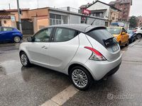 Usata Lancia Ypsilon Gold 69 CV (50 kW) 2012 Grigio Utilitaria
