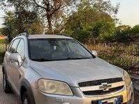 Usata Chevrolet Captiva 150 CV (110 kW) 2009 Grigio SUV