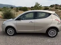 Usata Lancia Ypsilon 95 CV (69 kW) 2015 Grigio Utilitaria
