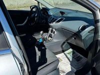 Usata Ford Fiesta Titanium 82 CV (60 kW) 2009 Utilitaria