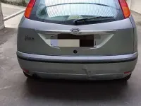 Usata Ford Focus Ghia 101 CV (74 kW) 2003 Grigio Berlina