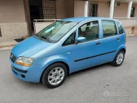 Usata Fiat Idea Dynamic 69 CV (50 kW) 2004 Bluazzurro Monovolume
