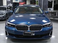 Usata BMW 530 Luxury Line 249 CV (183 kW) 2021 Blu Station wagon