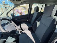 Usata Renault Modus 75 CV (55 kW) 2009 Monovolume