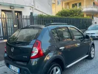 Usata Dacia Sandero Stepway 90 CV (66 kW) 2012 Grigio Berlina