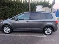 Usata VW Touran 102 CV (75 kW) 2018 Grigio Monovolume