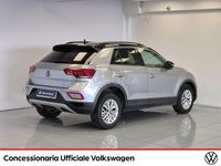 Usata VW T-Roc Life 110 CV (80 kW) 2023 Argento SUV