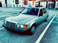 Usata Mercedes E250 1988 Grigio Berlina