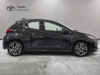 Usata Toyota Yaris Trend 91 CV (66 kW) 2022 Black met Utilitaria