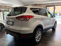 Usata Ford Kuga Titanium 150 CV (110 kW) 2015 Bianco SUV