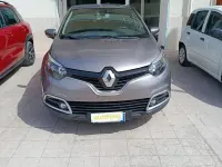 Usata Renault Captur 90 CV (66 kW) 2013 Grigio SUV
