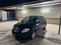 Usata Lancia Ypsilon 75 CV (55 kW) 2007 Nero Utilitaria