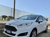 Usata Ford Fiesta Titanium 95 CV (69 kW) 2017 Bianco Utilitaria
