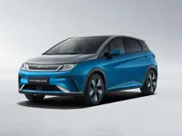 Nuova BYD Dolphin Comfort 64 kW (88 CV) 2025 Argento Utilitaria