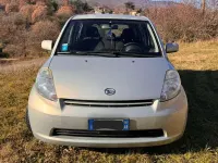 Usata Daihatsu Sirion 87 CV (63 kW) 2006 Grigio Utilitaria