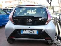 Usata Toyota Aygo 72 CV (52 kW) 2018 Other Utilitaria