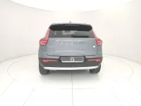 Usata Volvo XC40 Core 129 CV (94 kW) 2022 Grigio SUV