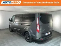Usata Ford Tourneo Titanium 185 CV (136 kW) 2021 Grigio Monovolume