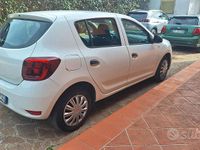 Usata Dacia Sandero 101 CV (74 kW) 2018 Bianco Utilitaria